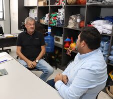 Prefeito visita sede da Adat e reforça apoio ao esporte de base em Suzano