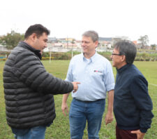 Prefeito acompanha governador em evento regional e reforça parcerias