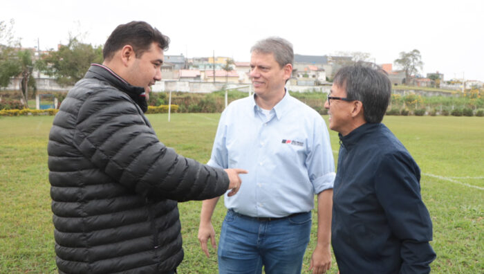 Prefeito acompanha governador em evento regional e reforça parcerias