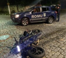GCM de Suzano prende foragido armado e recupera motocicleta roubada em Campinas