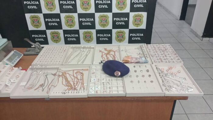 GCM impede furto a joalheria no centro e prende suspeito com R$ 15 mil em produtos
