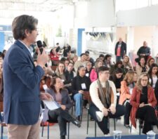 Suzano realiza conferência com foco em democracia, igualdade e conquistas às mulheres