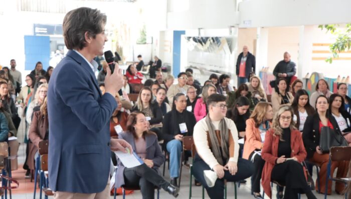 Suzano realiza conferência com foco em democracia, igualdade e conquistas às mulheres