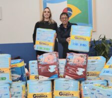 Fundo Social recebe doação de 1,5 mil fraldas geriátricas da Câmara de Suzano