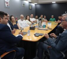 A cada cinco horas, uma pessoa é contratada para um novo emprego em Suzano