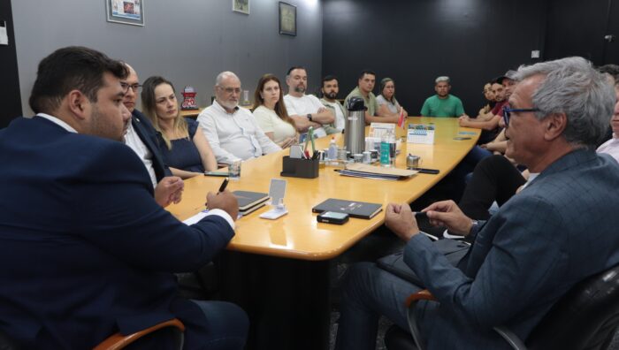 A cada cinco horas, uma pessoa é contratada para um novo emprego em Suzano