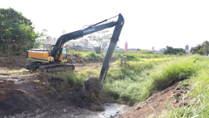 Manutenção realiza mais de 36 mil ações de zeladoria em seis meses