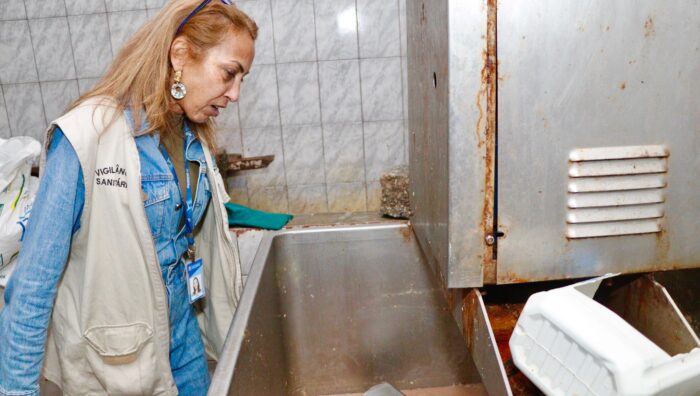 Vigilância Sanitária fecha comércio clandestino de carnes na Vila Fátima