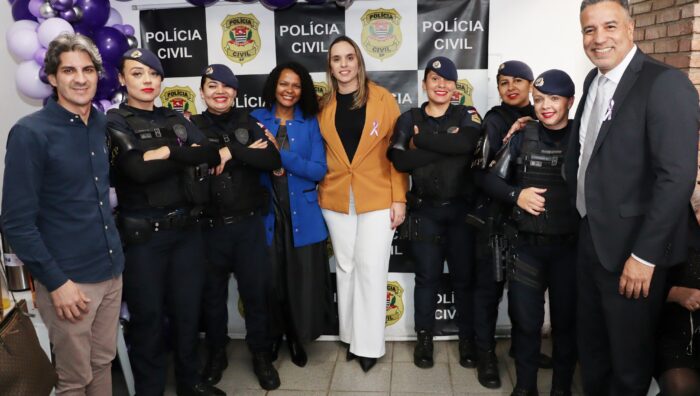 Primeira-dama participa da celebração do 10º aniversário da Delegacia de Defesa da Mulher