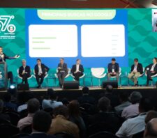 Prefeito participa de congresso estadual e busca soluções sustentáveis para Suzano