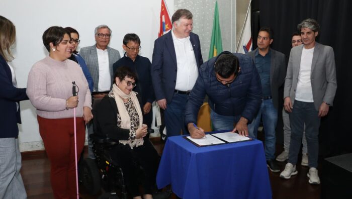 Prefeitura e Estado estabelecem convênios para impulsionar políticas inclusivas