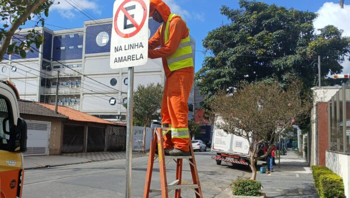 Transporte bate recorde de instalação de placas em 2025 no mês de julho