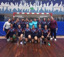 Atletas de handebol de Suzano competem em torneio neste sábado no CIE Santa Inês