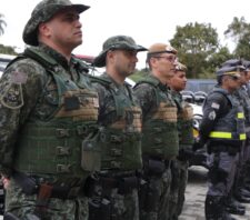 Operação conjunta termina com dois detidos, apreensão de drogas e 284 abordagens realizadas