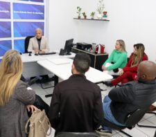 Comitiva de Ferraz de Vasconcelos visita Controladoria Geral de Suzano