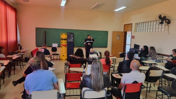 Saúde promove capacitação sobre atendimento de casos de emergência nos postos