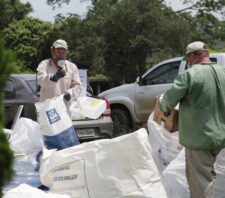 Desenvolvimento Econômico recebe embalagens vazias de agrotóxicos nesta quinta