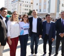 Prefeito prestigia desfile cívico-militar em comemoração ao aniversário de Mogi das Cruzes
