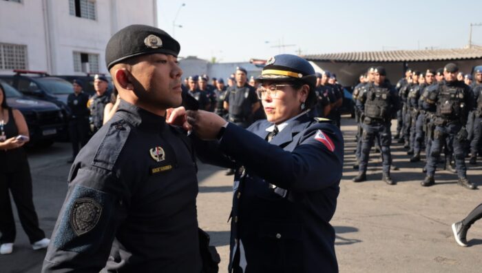 GCM de Suzano oficializa passagem de comando da corporação