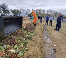 Suzano estuda implantação de projeto que transforma resíduos de feiras em adubo orgânico
