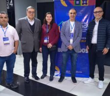Suzano discute moradia digna e regularização fundiária durante congresso em Itaquá