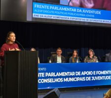 Comjuve participa do lançamento da Frente Parlamentar na Alesp