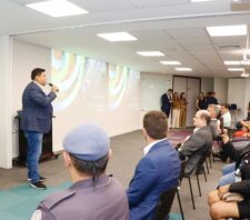 Prefeito prestigia lançamento do Plano Verão na sede da EDP