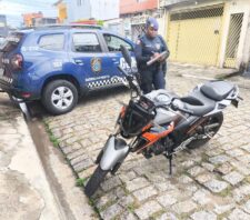 Força Patrulha localiza três motos roubadas em diferentes pontos do Miguel Badra