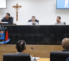 Saúde aplica 4,2 mil doses desde 2024 com vacinação casa a casa e nas escolas