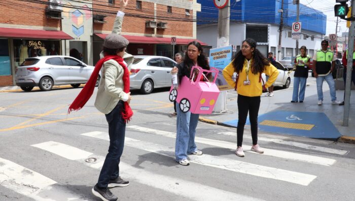 Secretaria de Transporte realiza concurso teatral de educação no trânsito