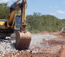 Obras de prolongamento da avenida Senador Roberto Simonsen chegam a 57,4% de conclusão