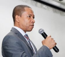 Suzano celebra conquistas no índice do Tribunal de Contas em evento no Cineteatro