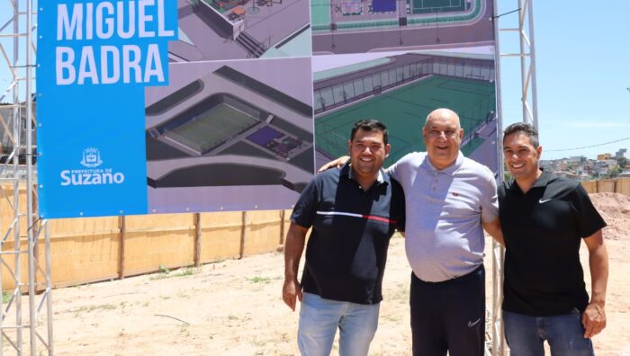 Prefeitura oficializa início da obra do centro esportivo do Miguel Badra