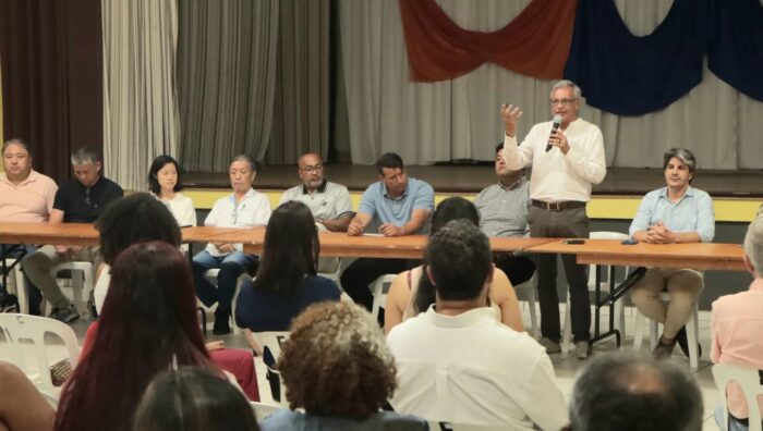 Prefeito anuncia aumento de recursos para a agricultura durante encontro com produtores