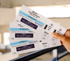 Fundo Social recebe alimentos por ingressos do Suzano Vôlei até esta terça-feira