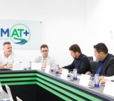 Prefeito fortalece parceria regional durante encontro do Condemat+