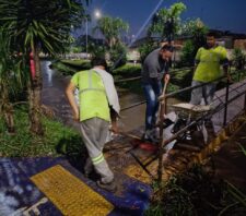 Equipes de zeladoria e ‘Cata-Treco’ criam força-tarefa para atuar em Suzano após forte chuva