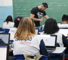 Matrículas da rede municipal e inscrições para EJA seguem abertas em Suzano