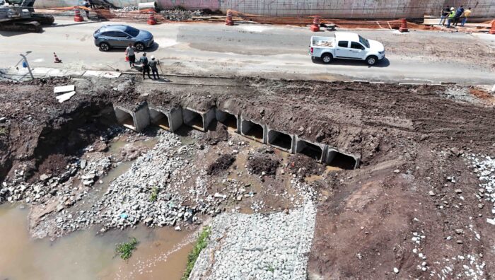 Avenida Jorge Bei Maluf é liberada nos dois sentidos após avanço em obra histórica de drenagem