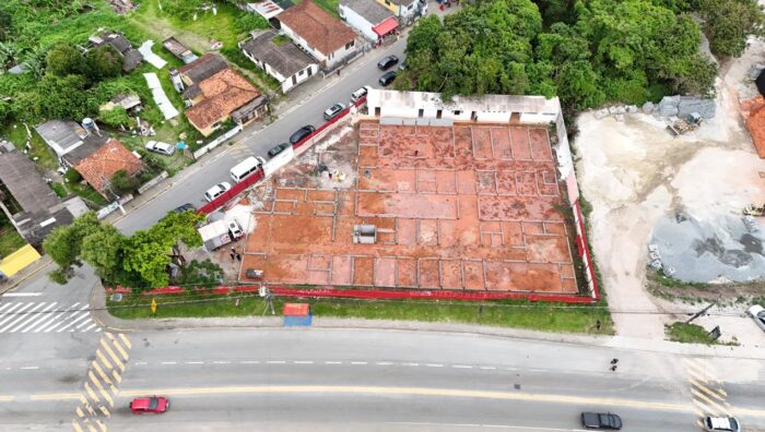 Prefeito vistoria construção da UPA de Palmeiras e destaca avanço das obras na área da Saúde