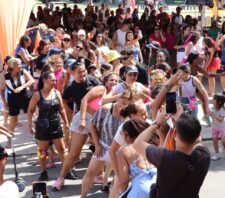 Parque Max Feffer reúne mais de 20 mil pessoas durante três dias do ‘Carnaval 2026’