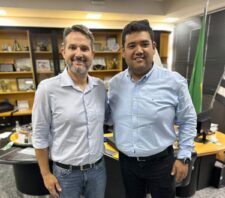 Prefeitura anuncia saída do secretário de Saúde