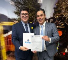 Prefeitura solicita apoio do deputado Marcio Alvino para ampliação da Central de Interpretação de Libras