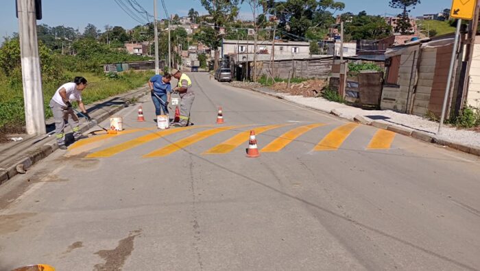 Por dia, Secretaria de Transporte realiza melhorias em dez pontos de Suzano