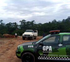Grupamento de Proteção Ambiental flagra descarte de resíduos no Parque Santa Rosa