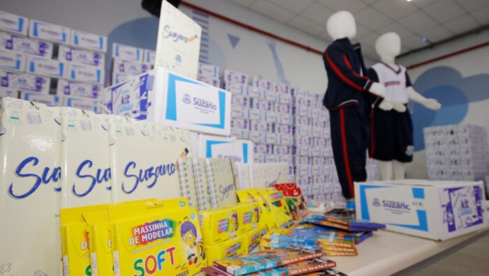 Prefeitura de Suzano inicia entrega de kits e uniformes escolares a 25,8 mil alunos da rede municipal