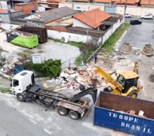Serviços de capinação e roçagem são retomados em Suzano