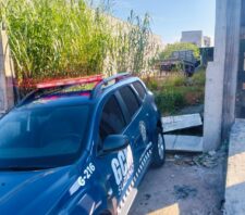 GCM de Suzano recupera caminhão roubado em terreno na região norte