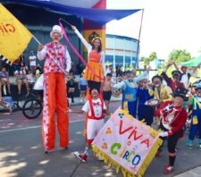 ‘Dia do Circo no Parque’ reúne cerca de 2,5 mil pessoas no Parque Max Feffer