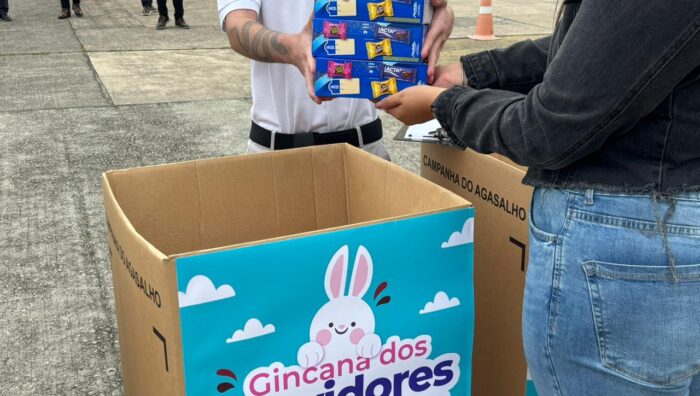 Gincana dos Servidores Solidários arrecada 5.392 caixas de chocolate para crianças em Suzano